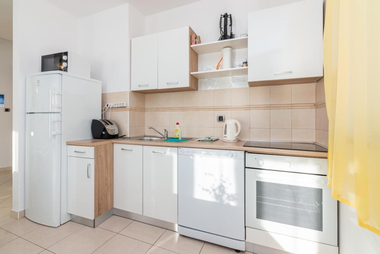 Apartment Mimoza 5, Baska, Krk Luaran gambar