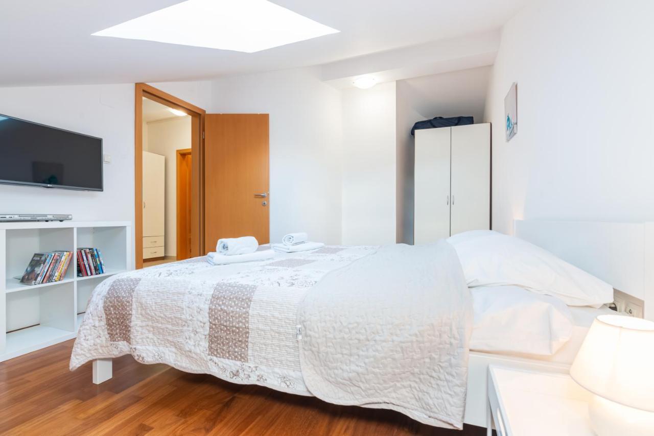Apartment Mimoza 5, Baska, Krk Luaran gambar