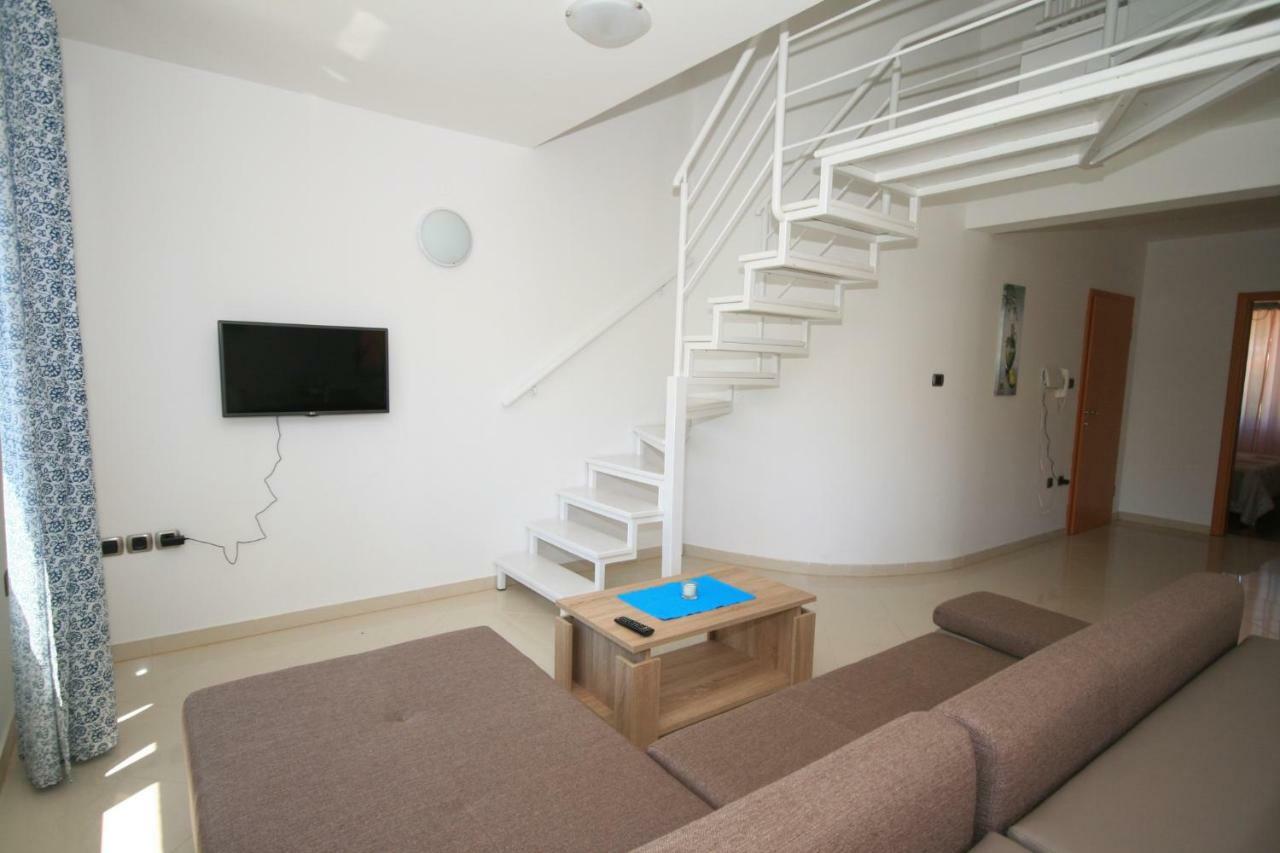 Apartment Mimoza 5, Baska, Krk Luaran gambar